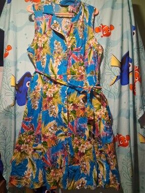Mlle Gabrielle Blue Tropical Floral Midi Dress